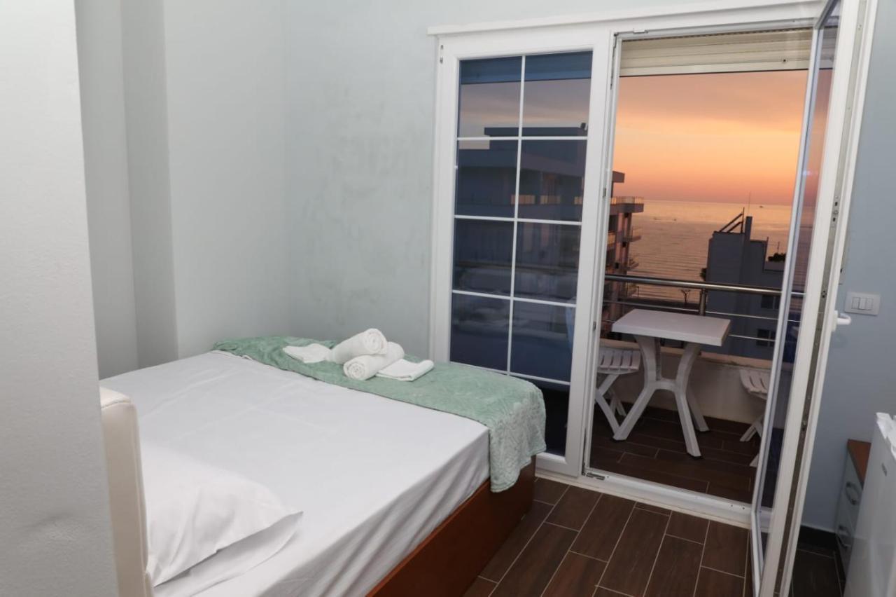 Ryan'S Hotel Shengjin Ngoại thất bức ảnh
